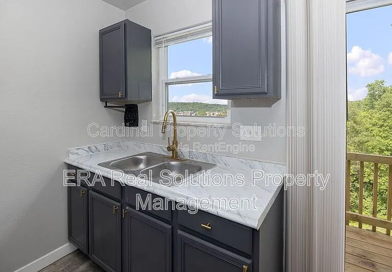 3271 Morrison Ave #8 — Photo 3