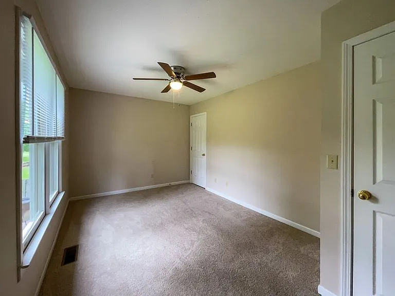 2147 Brevard Rd #4 — Photo 15