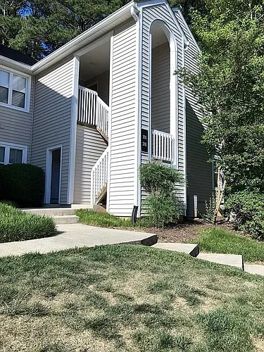 6000 Winterpointe Ln #101 Photo 1