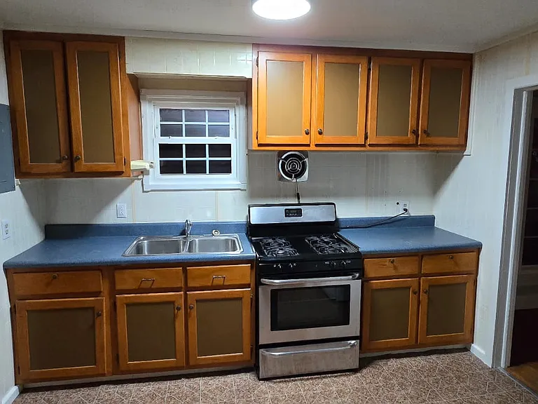 306 Brookwood Ave — Photo 8