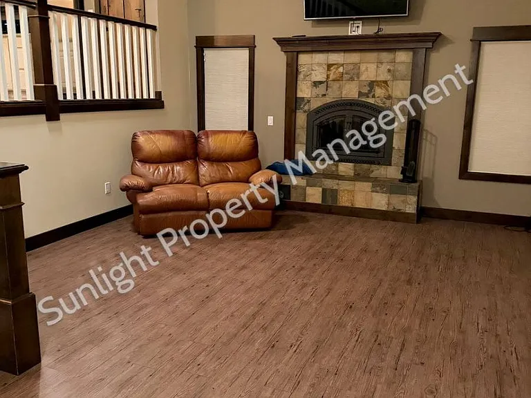 5281 River Rd — Photo 3
