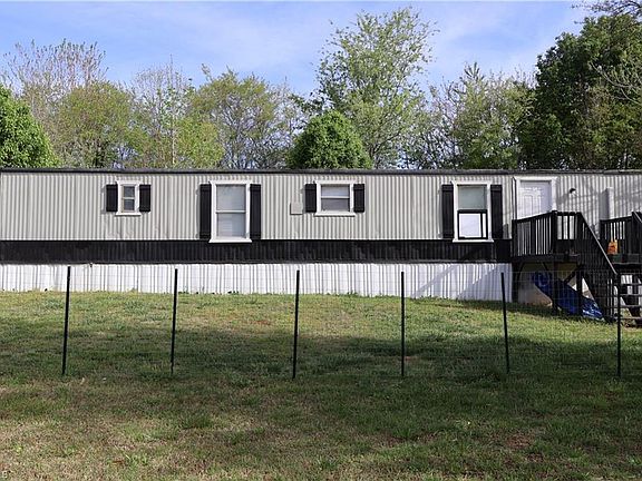 2nd image of 126 Cedarvale Dr