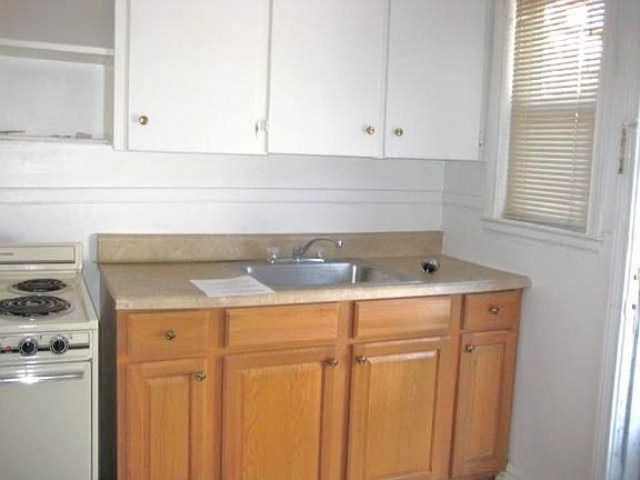 2nd image of 1509 Church Street Ext