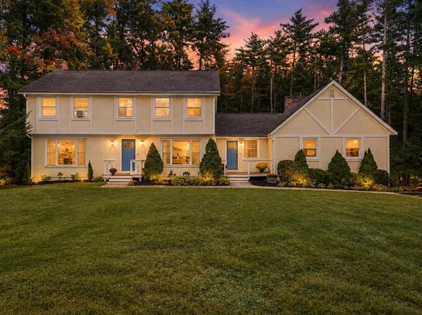11 Greatstone Drive, Merrimack, NH 03054