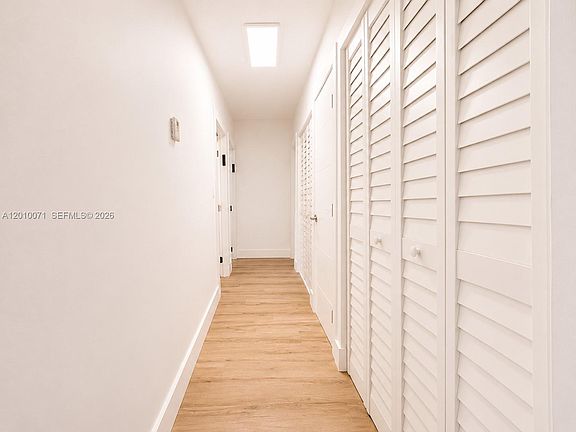 5th image of 400 Kings Point Dr APT 1224