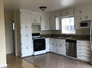663 Hawthorne St APT A, Monterey, CA 93940