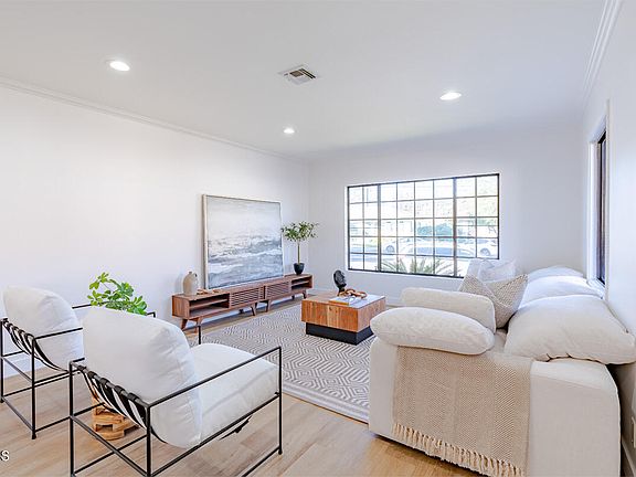5th image of 3805 Legion Ln