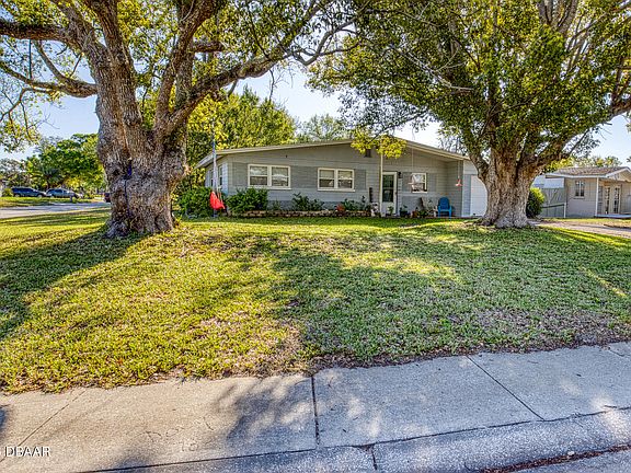 2nd image of 2821 Oak Lea Dr
