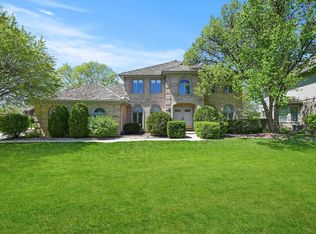 642 Lake Trail Dr, Palos Park, IL 60464