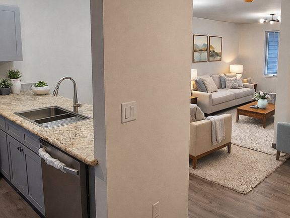 5th image of 1631 B St #1631B