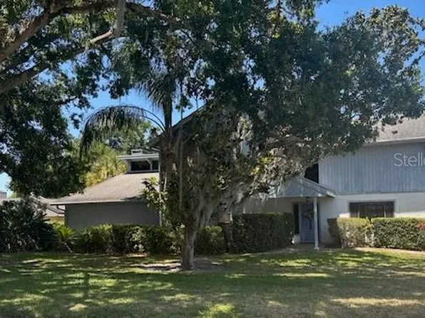 1212 Candlewood Dr, Lakeland, FL 33813