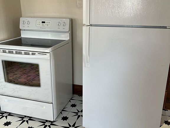 5th image of 1465 Townline Rd