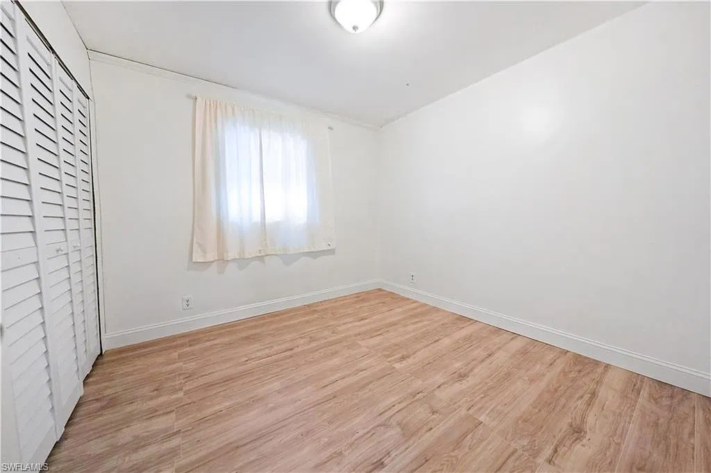 2 bed, 1.0 bath, 2483 sqft, $2,250 — Photo 4