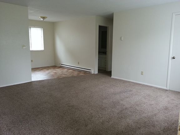 3rd image of 1111 Pacific Ave N APT 13