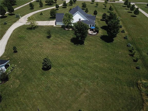 4th image of 11345 Country Garden Ln
