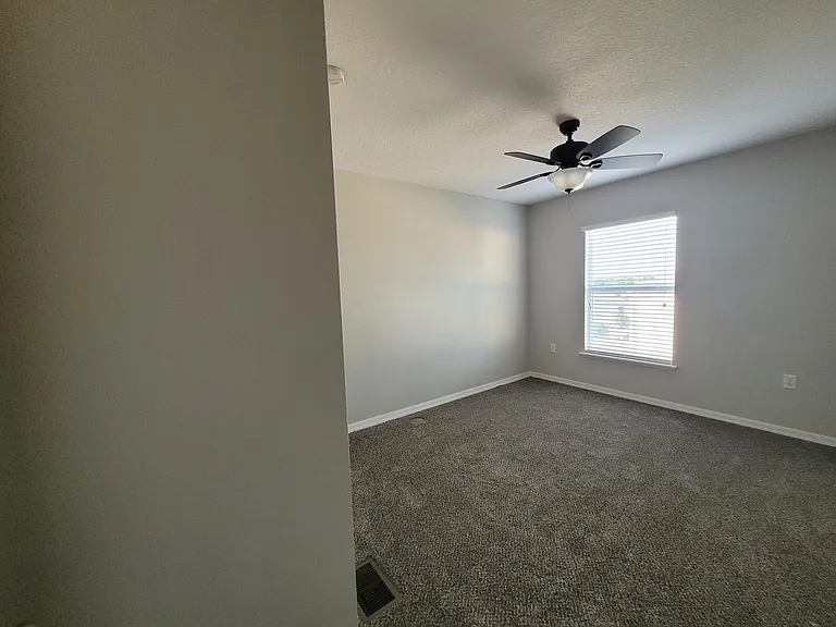 3805 Exeter Ln — Photo 27