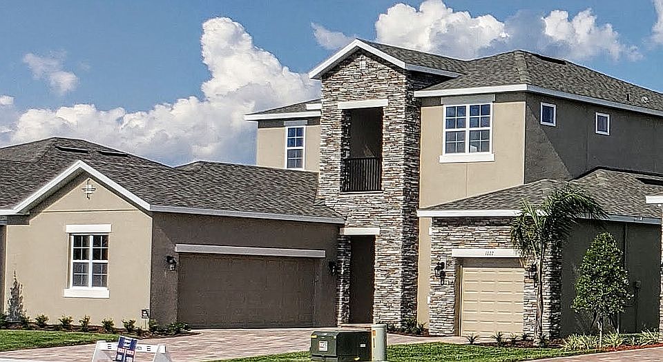 2nd image of 1027 Birch Hollow Dr