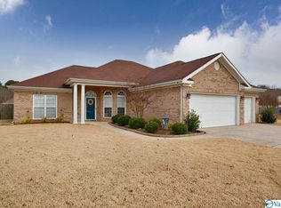 5019 Liberty Park Cir SE, Owens Cross Roads, AL 35763