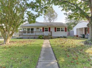 210 Lynnhaven Dr, Hampton, VA 23666