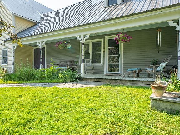 4th image of 304 Village Road