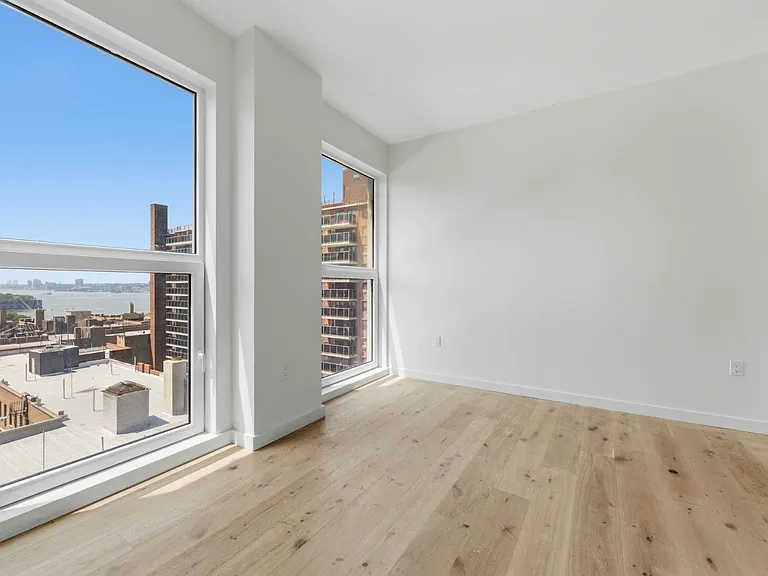636 W 158th St #2B — Photo 10