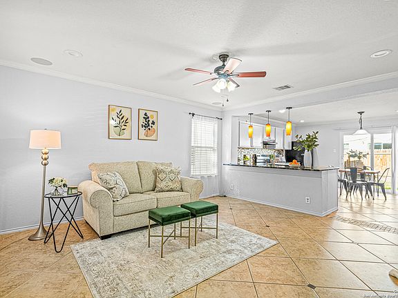 5th image of 6539 Benwood Crest