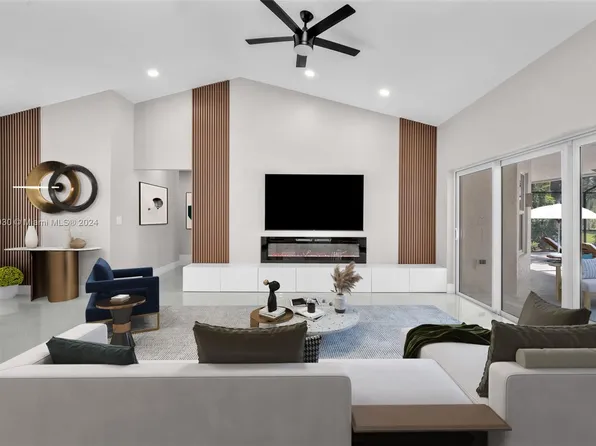 1790 Lakeshore Dr, Weston, FL 33326