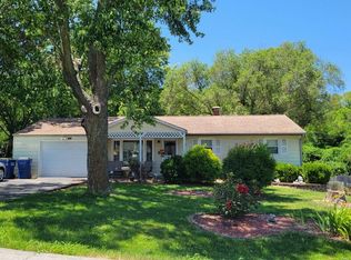 330 Quiet Country Dr, Saint Peters, MO 63376