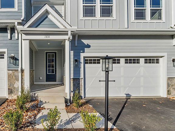 5th image of 1331 Laconia Ln