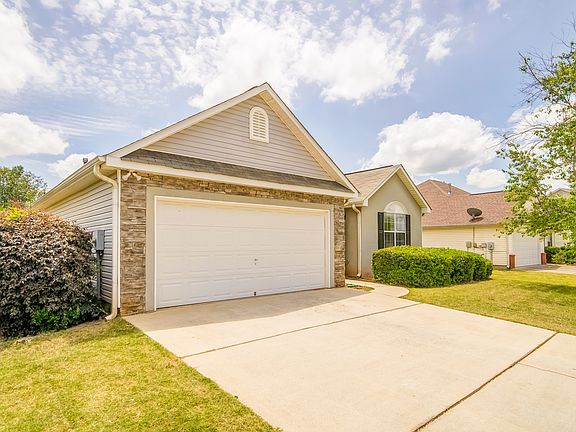 2nd image of 5060 Towne Park Dr