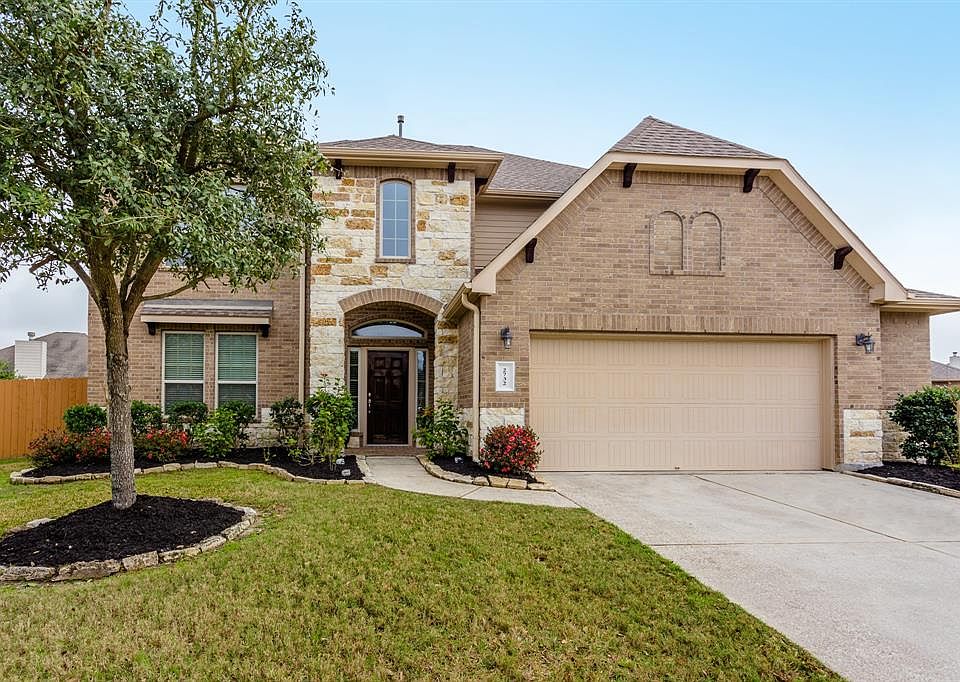 1st image of 2732 Villa Pisa Ln