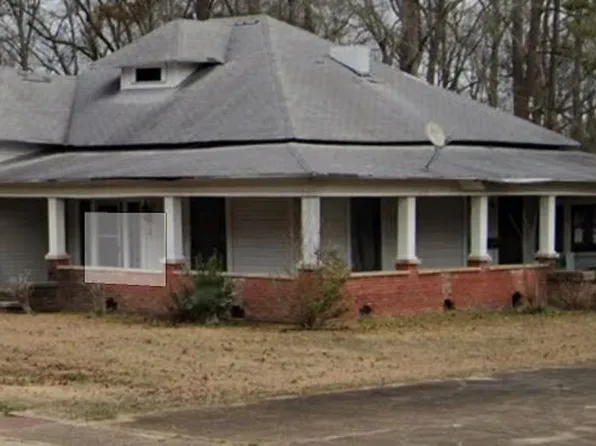 503 1st St N, Reform, AL 35481