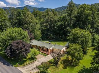 12261 Cruso Rd, Canton, NC 28716