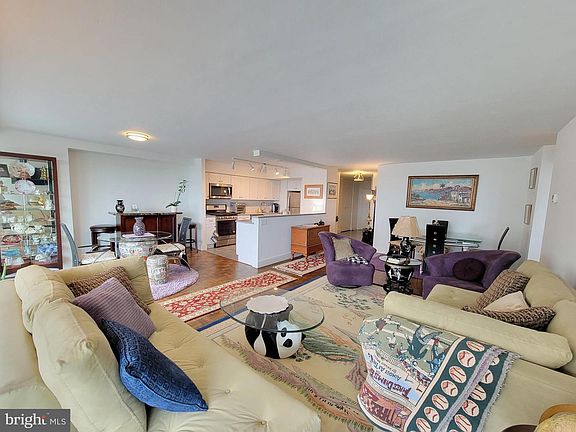 2nd image of 2401 Pennsylvania Ave APT 19A10