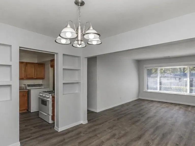 9207 Bataan Dr — Photo 3