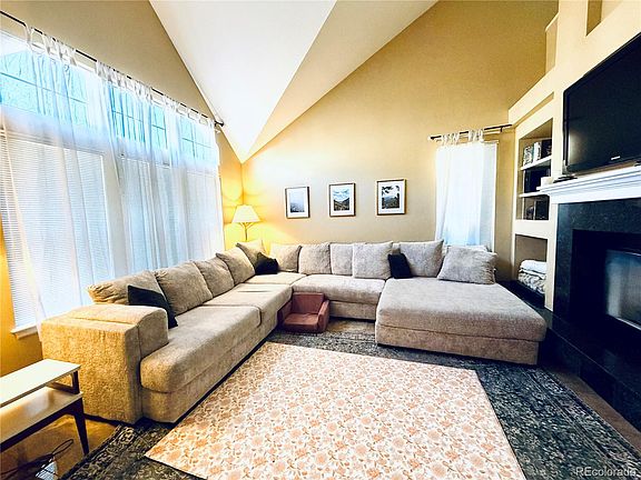 3rd image of 9407 Crossland Way