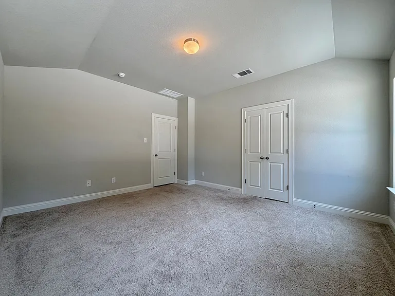 4300 Liberty Ln — Photo 19