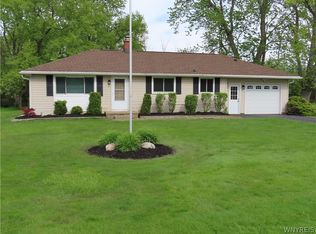 43 Hessland Ct, Elma, NY 14059