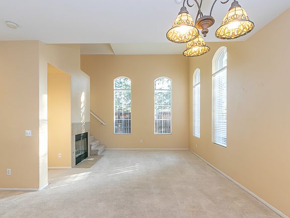 3rd image of 7245 Morena Villa Dr