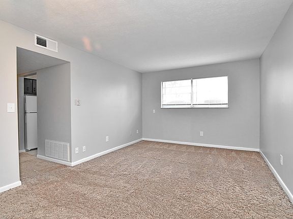 3rd image of 1601 Gagel Ave #16