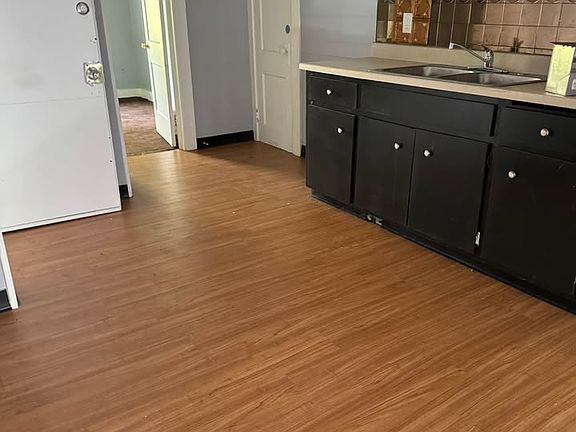 4th image of 3356 Martin Luther King Jr Dr Floor 3