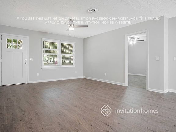 5th image of 210 Meadowbrook Dr