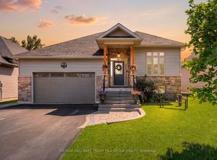 2967 Earl St, Innisfil, ON L9S 3E2