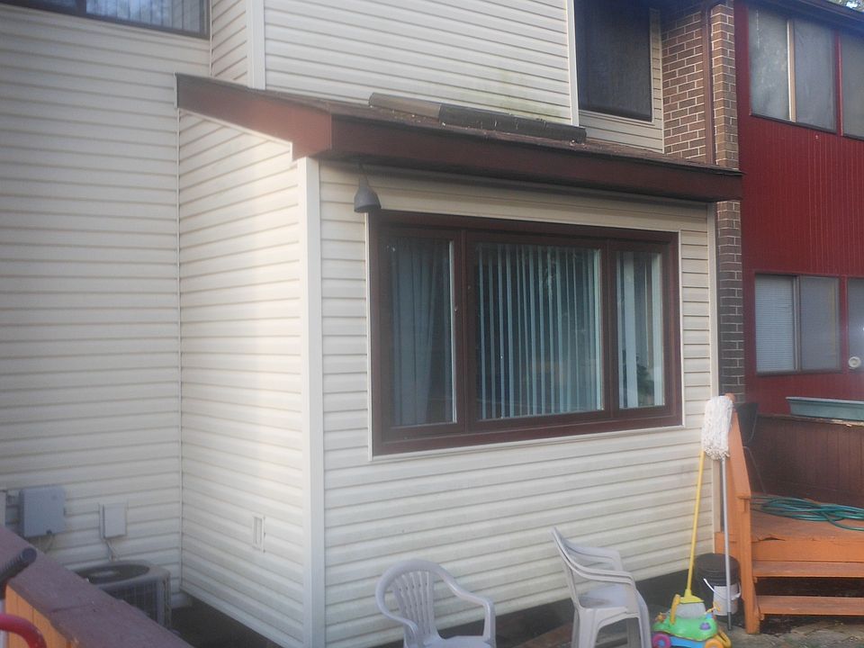 2nd image of 437 Kellington Dr