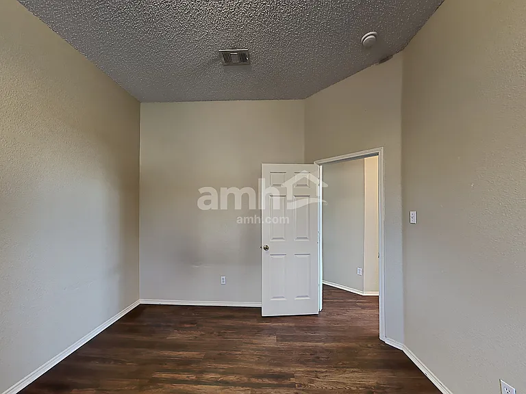 1806 Copper Leaf Dr — Photo 16