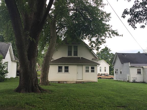2nd image of 706 Blish St
