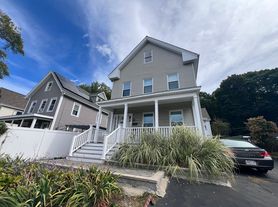 827 Main St, Malden, MA