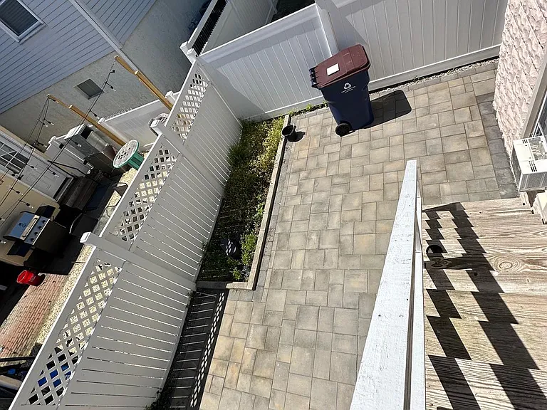 202 N Sacramento Ave #A — Photo 22