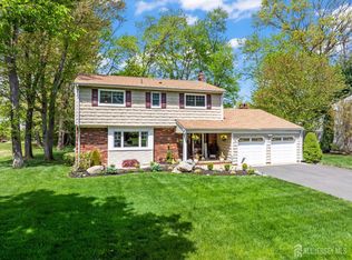 14 Appleby Ln, East Brunswick, NJ 08816