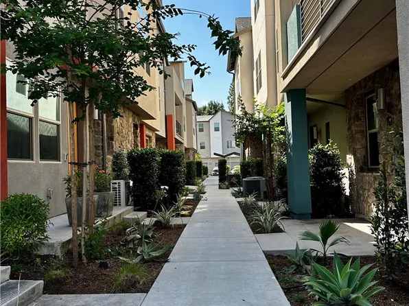 220 Strike Dr, Covina, CA 91722